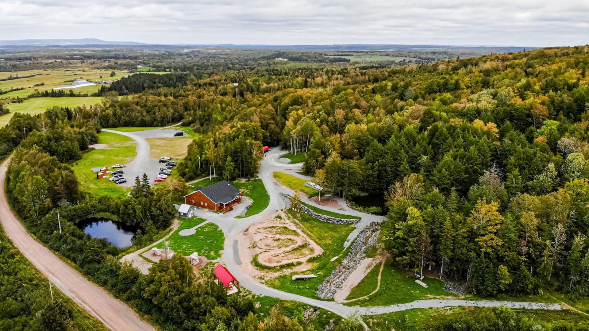 Hotel Claymore And 4*